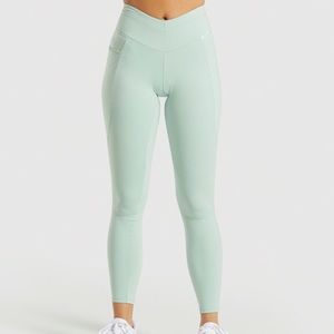 Mint Green Gym Shark Leggings Seamless with Pocket